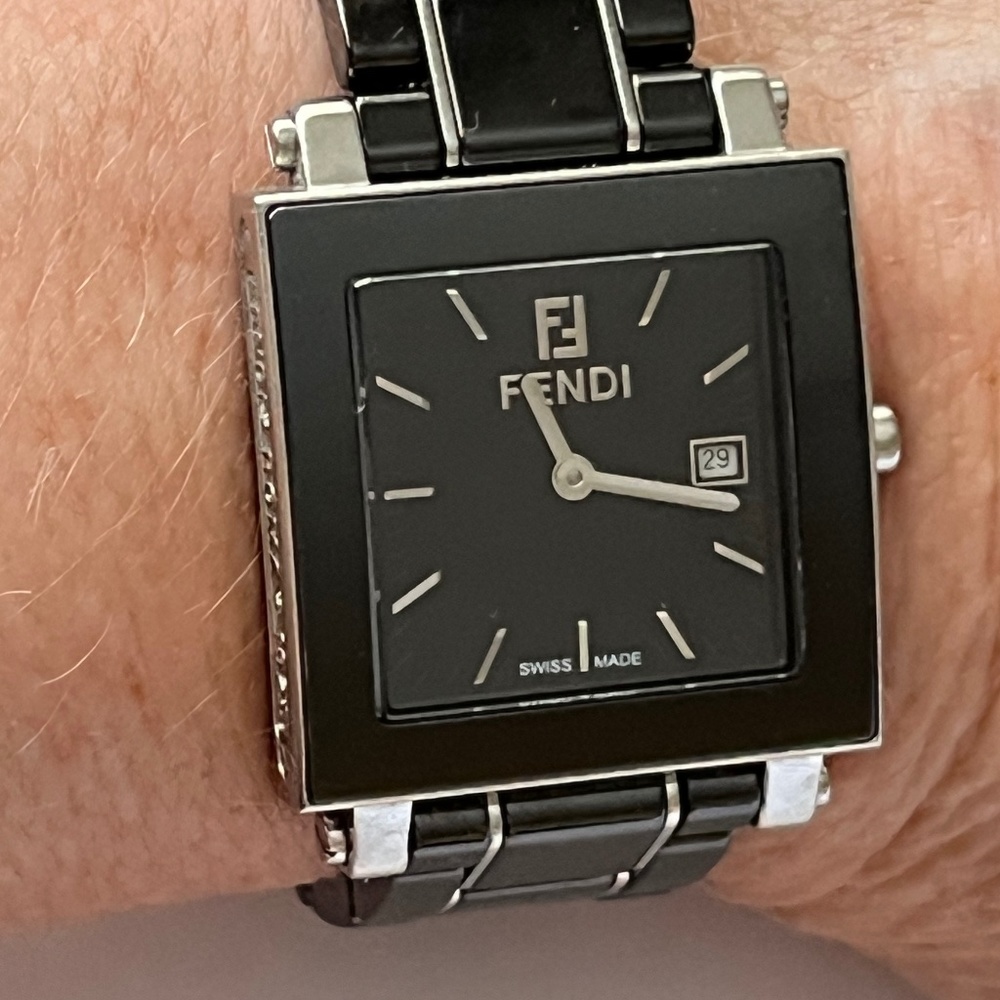 Fendi Black Ceramic Square 25 mm Womens Watch F621210